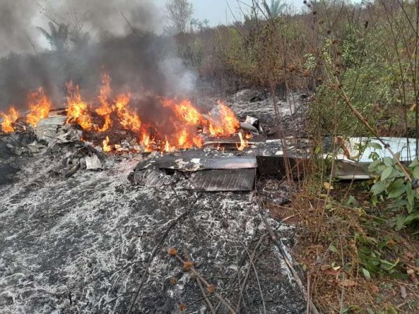 Avião de pequeno porte cai em zona rural de Mato Grosso e deixa 5 mortos